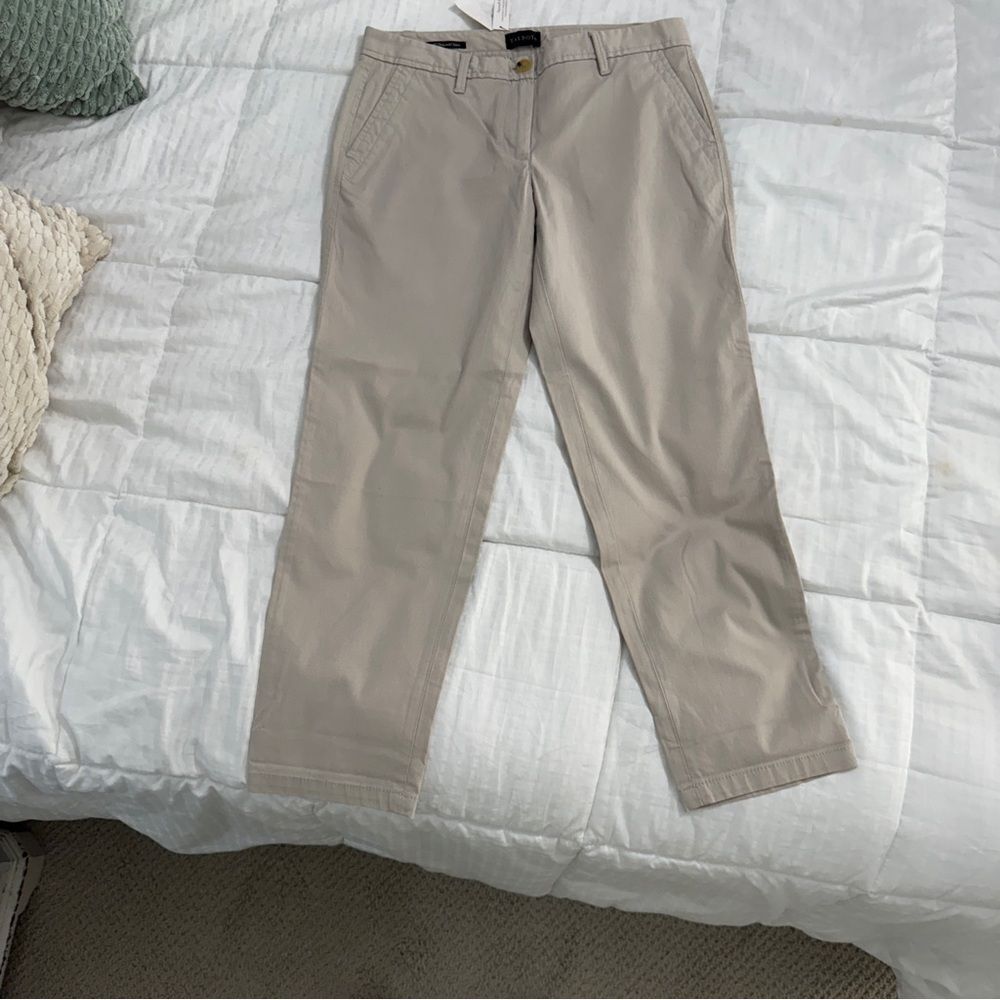 Talbots Petites Relaxed super soft Chinos in “beach”- brand new size 2P - Picture 10 of 11